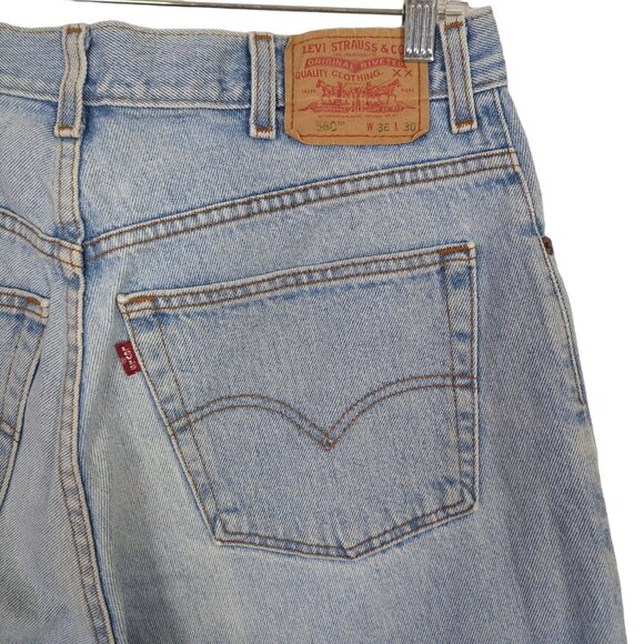 Levis 560 Mens W 36 L 30 Loose Fit Jeans W36‎ L30 Light Wash Distressed Denim - Picture 5 of 15